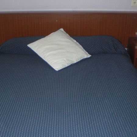 Hotel Nuria เอลกัมเปโญ ภายนอก รูปภาพ