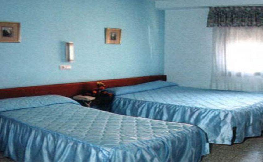 Hotel Nuria เอลกัมเปโญ ภายนอก รูปภาพ