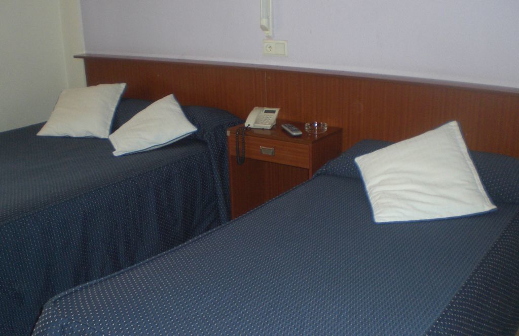 Hotel Nuria เอลกัมเปโญ ภายนอก รูปภาพ